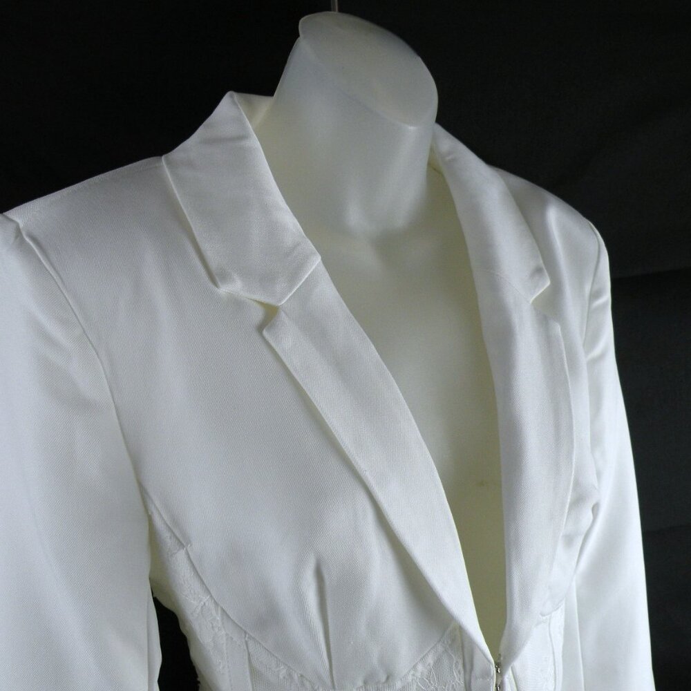 NWT Pretty Little Thing Premium White Lace Corset Detail Blazer Dress 12 - Picture 5 of 9